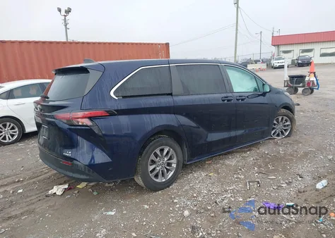 2022 Toyota Sienna Le z USA, uszkodzony, nr VIN 5TDKRKEC0NS077405